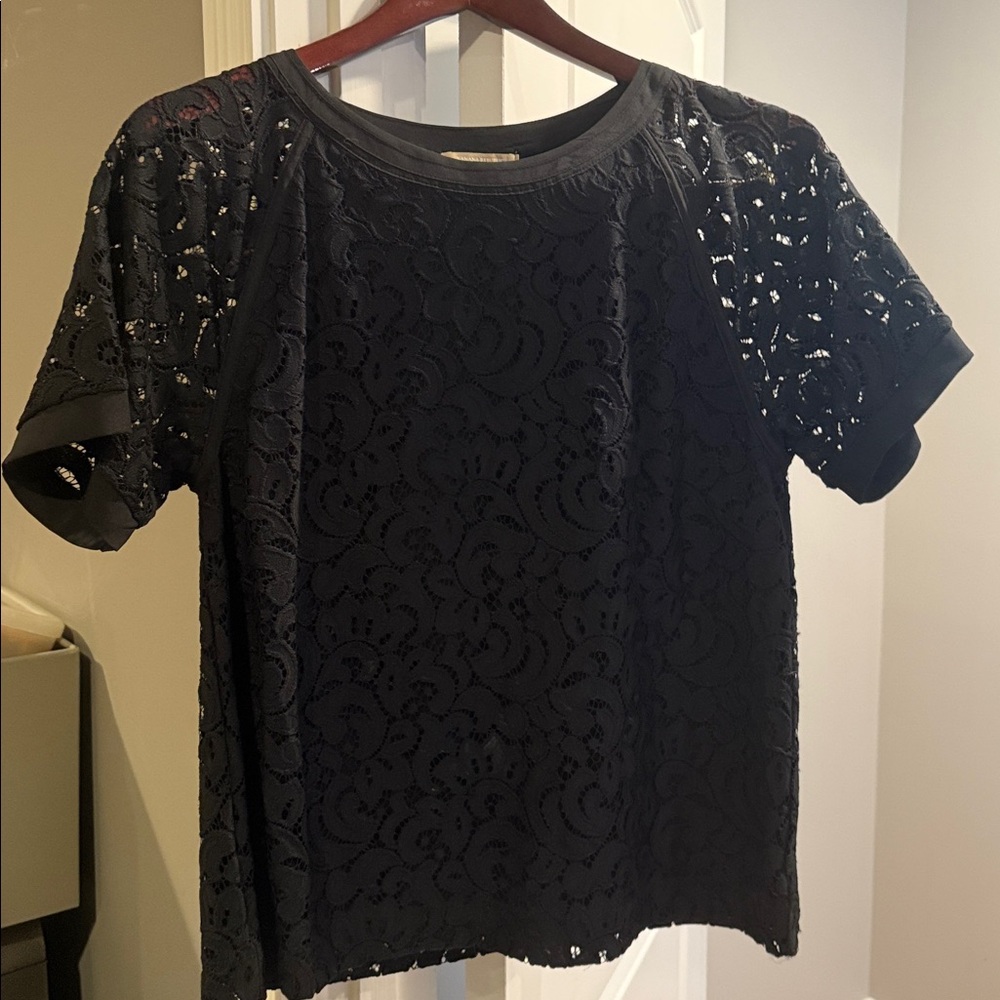 Banana Republic Black lace pattern top